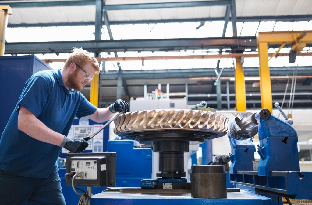 Tendances de la fabrication 2025 : Évolution de l’usine intelligente, logiciel MES et aperçu de l’industrie